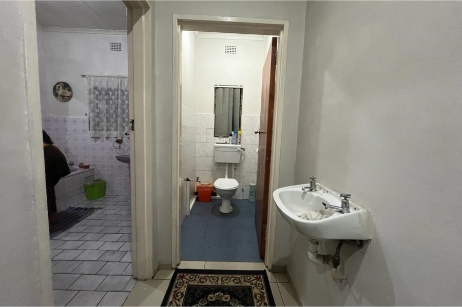 4 Bedroom Property for Sale in Newton Western Cape